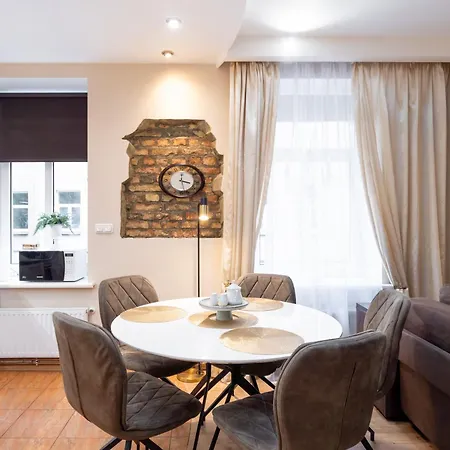 Baltic Amber In Diplomatic District & Free Parking Apartament *